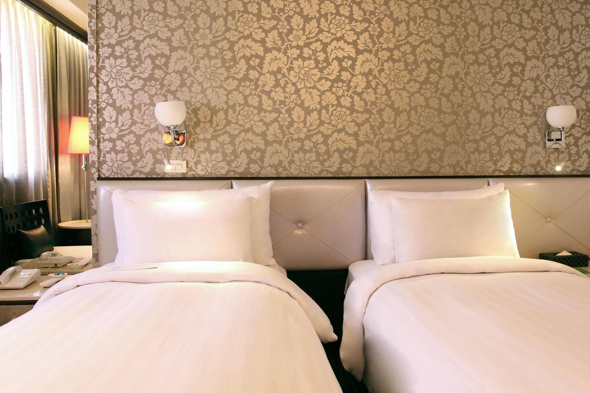 Hej Taipei Arena Hotel Ngoại thất bức ảnh