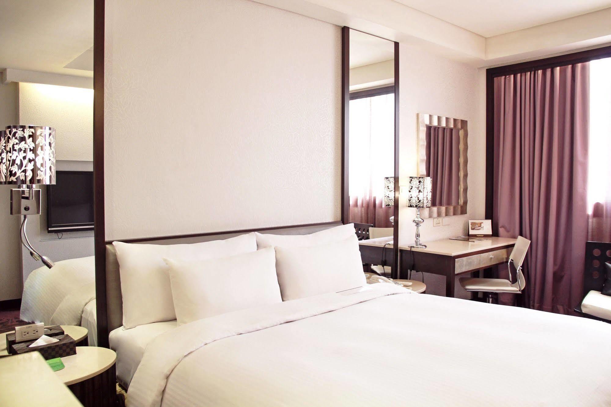 Hej Taipei Arena Hotel Ngoại thất bức ảnh